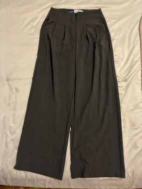 Old Navy Extra High Rise Super Wide Leg Dress Pants